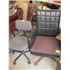 Image 1 : 2 DESK CHAIRS