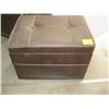 Image 1 : PADDED TOP STOOL