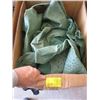 Image 1 : GREEN OSTRICH HIDE & PIECES