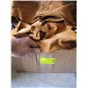 Image 1 : ORANGE OSTRICH HIDES
