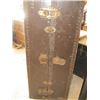 Image 2 : STEAMER TRUNK WITH DRAWERS & HANGER