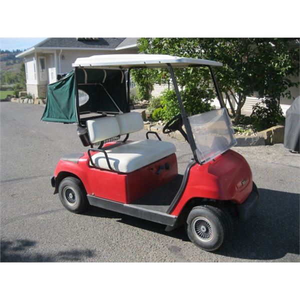 YAMAHA GOLF CART, GAS OPERATED