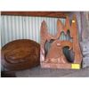 Image 1 : CARVING OF THE EAGLE & CARVING OF THE FISH