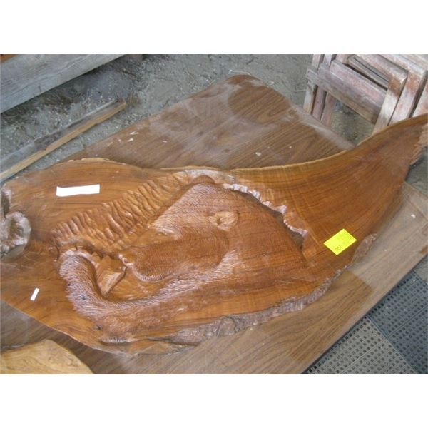CARVING OF A BEAR