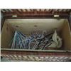 Image 2 : WICKER MASK & TRUNK
