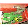 Image 2 : JOHN DEERE RIVETING TOOL WITH RIVETS