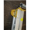 Image 2 : FOLDING DEWALT WORK STAND