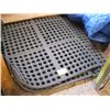 Image 1 : RUBBER FLOOR MATS