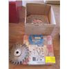 Image 1 : CRAFTSMAN MOLDING SET & ADJUSTABLE DADO BLADE & BOX OF 7 1/4" NEW CIRCULAR SAW BLADES
