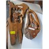 Image 1 : 2 CARVINGS OF WOLVES