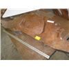 Image 1 : CARVING OF A BEAR