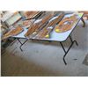 Image 1 : FOLDING 8' TABLE