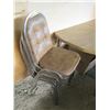 Image 2 : DINETTE TABLE WITH 4 CHAIRS