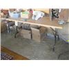 Image 1 : FOLDING TABLE