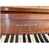 Image 2 : LOW BACK SAMICK PIANO W/BENCH