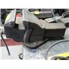 Image 2 : LG. 6" RECORD BENCH VICE