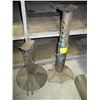 Image 1 : 2 AXLE STANDS