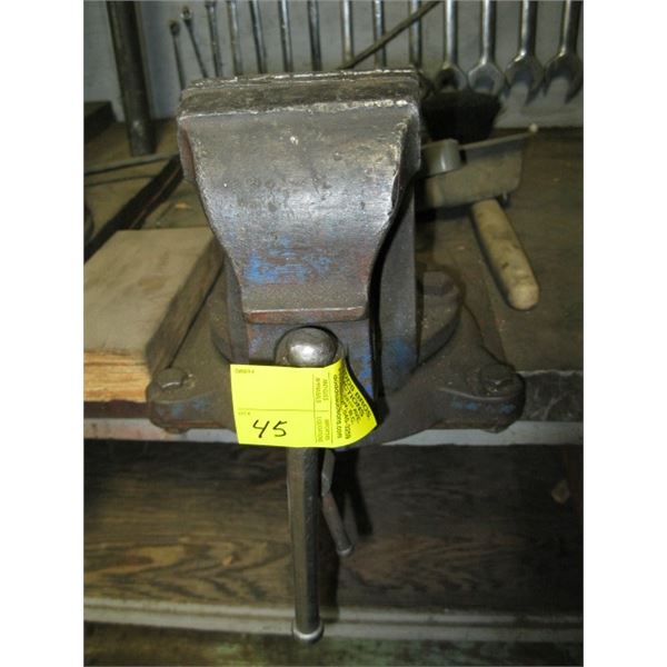 #100 ERON SWIVEL 4  BENCH VICE