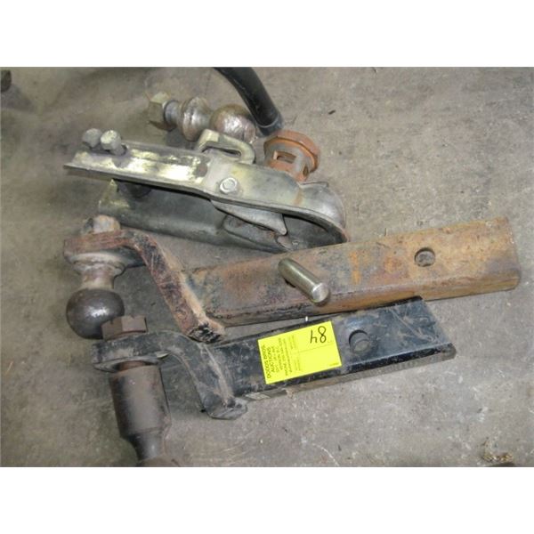 2 RECEIVER HITCHES & A TRAILER HITCH END