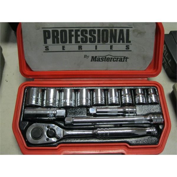 PROFESSIONAL MASTERCRAFT 3/8" DRIVE SOCKET SET