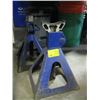 Image 1 : PAIR OF AXLE STANDS