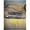 Image 1 : BOX WITH 2004 CHEV BRA