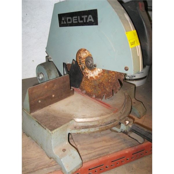 DELTA COMPOUND MITRE SAW