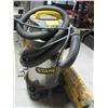 Image 2 : STANLEY 4 GALLON WET/DRY SHOP VAC