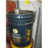 Image 2 : 3 PART CONTAINERS OF HYDRALIC FLUID, 80 WEIGHT OIL & SHELL 5W30 OIL