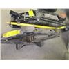 Image 2 : HYDRALIC FLOOR JACK & A SCREW JACK