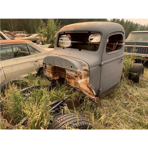 1946 Chevy 1 ton truck - have front clip