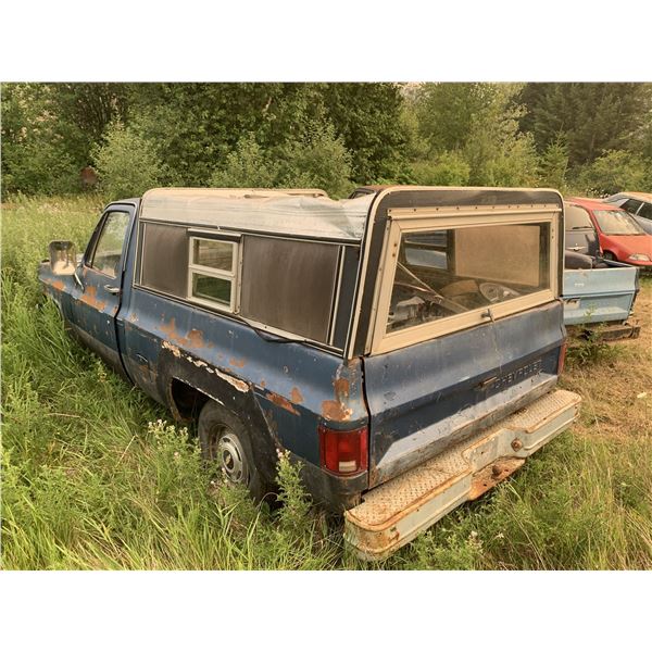 Chevy Squarebody parts truck