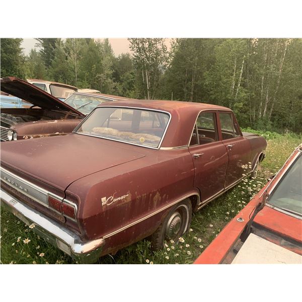1965 Pontiac Canso - 4 dr, complete, parts or restore