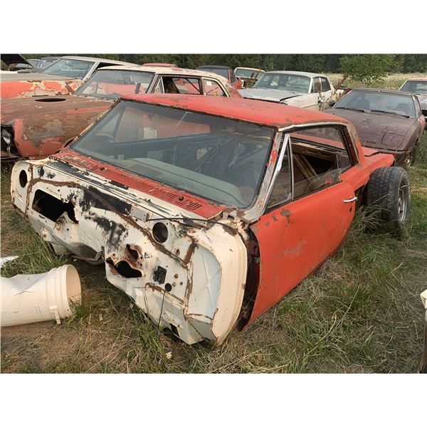1965 Pontiac Beaumont Super Deluxe - shell, has VIN/tags