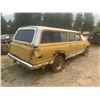 Image 3 : 1971 GMC Suburban - runs, almost complete, rusty