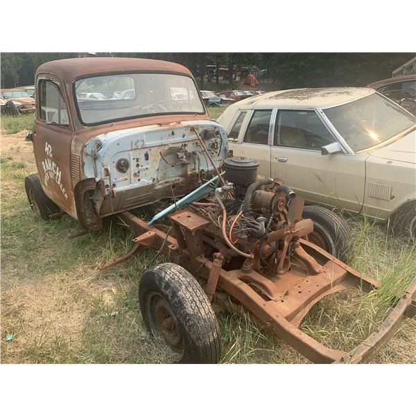 1954 Chevy cab - rare, 1 piece window, great shape