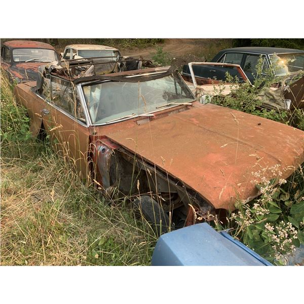 1962 Pontiac Beaumont Super Deluxe Convertible - was buckets/console car, have console