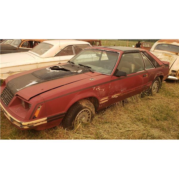 Foxbody Mustang GT - parts car, 5spd, T-Tops
