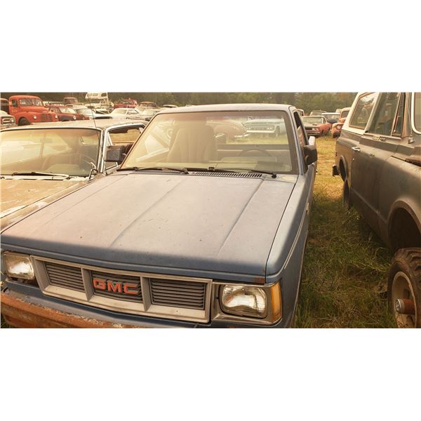 80s Chevy S10 - 4cyl, runs