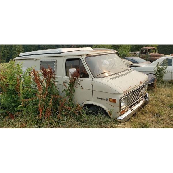 Chevy Camper Van - has running gear