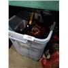Image 1 : TOTE OF PAINTING TOOLS, VICE, AUTO CLUB AND MORE