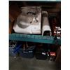 Image 1 : CERAMIC PEDESTAL SINK WITH FAUCET