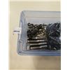 Image 2 : TRAY OF DRILL BITS, TAPS, HARDWARE
