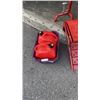Image 3 : 2 FOLDING CAR RAMPS AND 2 JERRY CANS