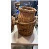 Image 3 : LOT OF WICKER AND WOVEN BASKETS