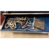 Image 8 : BLUE MASTERCRAFT TOOL CHEST AND RED TOOLBOX