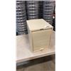 Image 1 : METAL ROLLTOP ORGANIZER WITH PULL OUT TRAYS