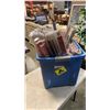 Image 1 : TOTE OF NEW WINDSHEILD WIPER BLADES