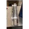 Image 2 : TOTE OF NEW WINDSHEILD WIPER BLADES