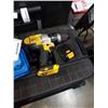 Image 2 : MASTERCRAFT 20V BATTERY WITH CHARGER AND DEWALT 20 V DRILL
